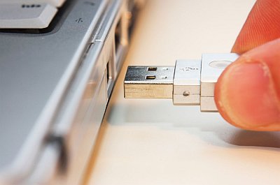Fare una scansione antivirus da penna USB con AVG CD Rescue