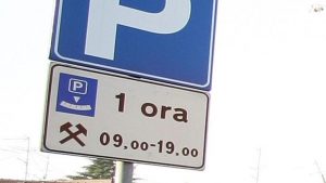 parcheggio giorni feriali due martelli